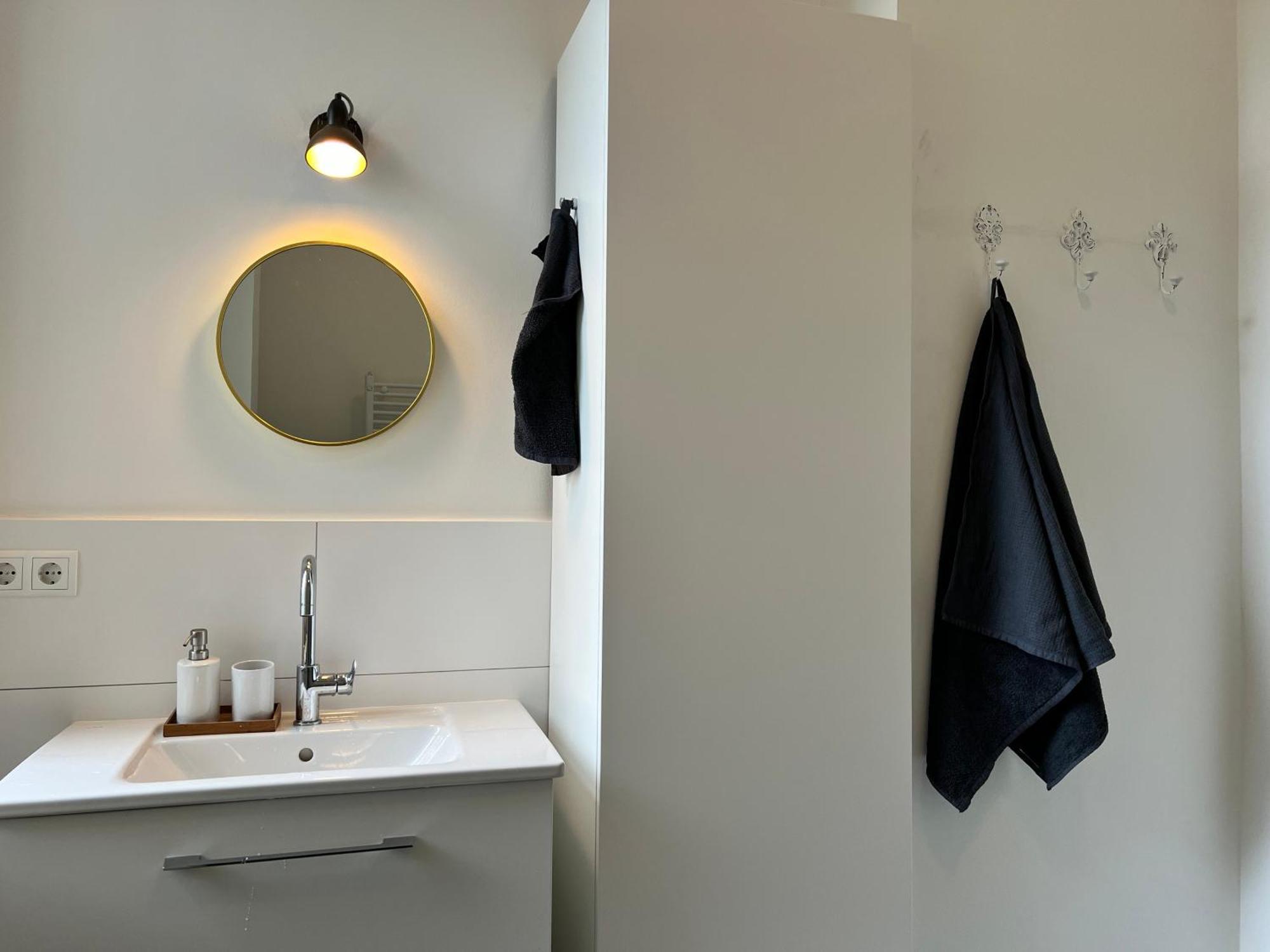 Apartmán 2 Zi Whg Zentral, Altbau, Renoviert 4P Hannover Exteriér fotografie