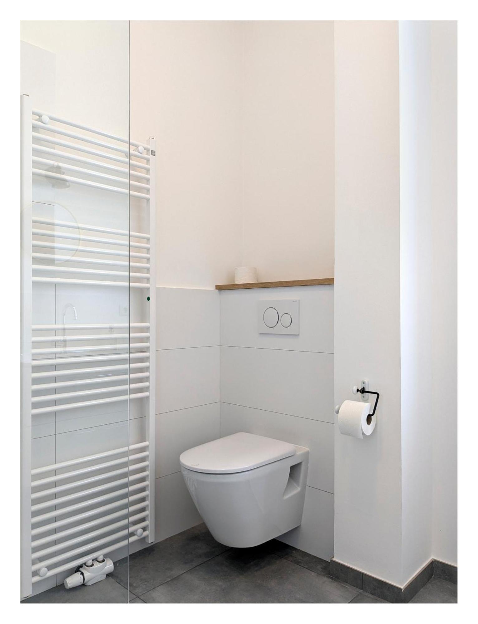 Apartmán 2 Zi Whg Zentral, Altbau, Renoviert 4P Hannover Exteriér fotografie