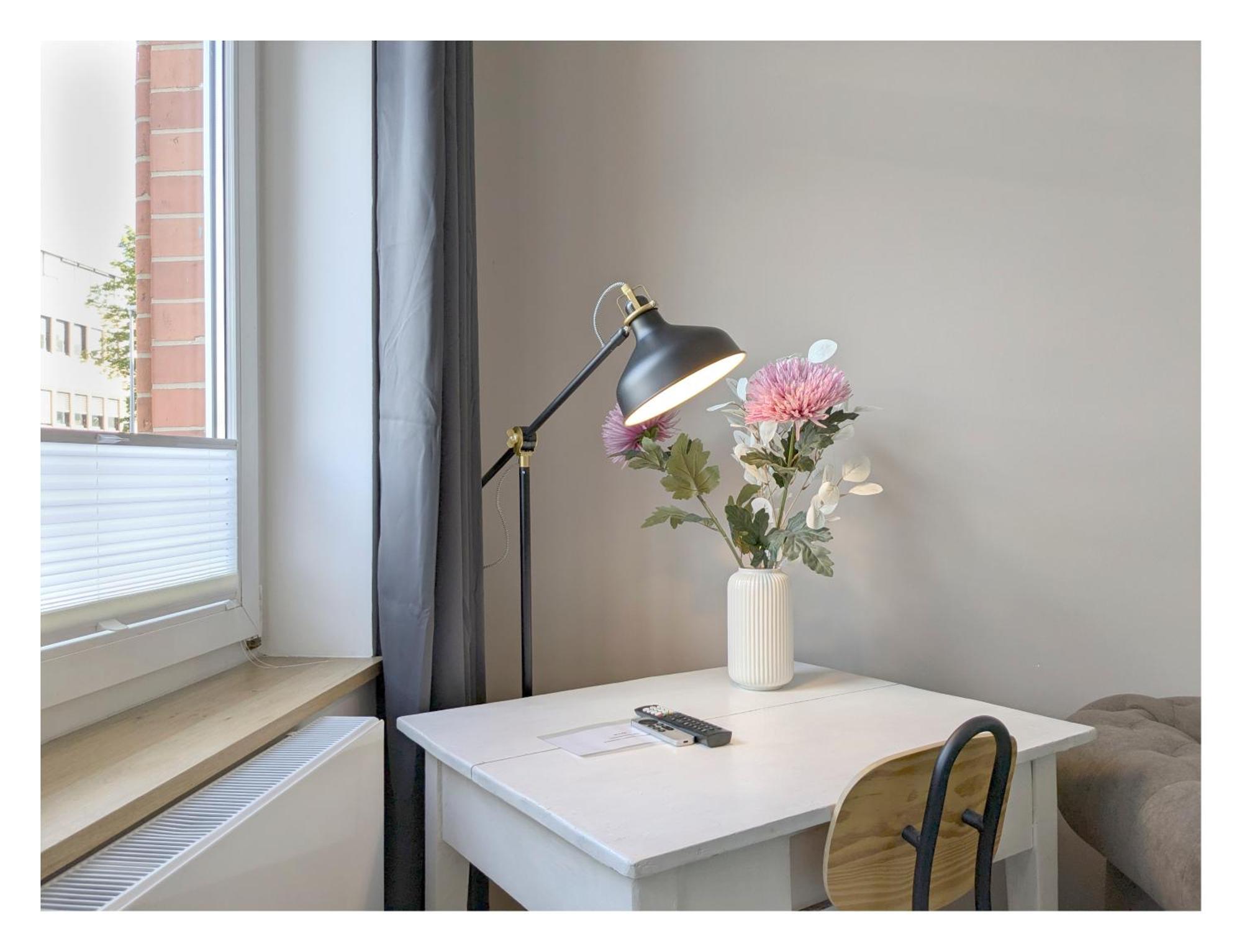 Apartmán 2 Zi Whg Zentral, Altbau, Renoviert 4P Hannover Exteriér fotografie